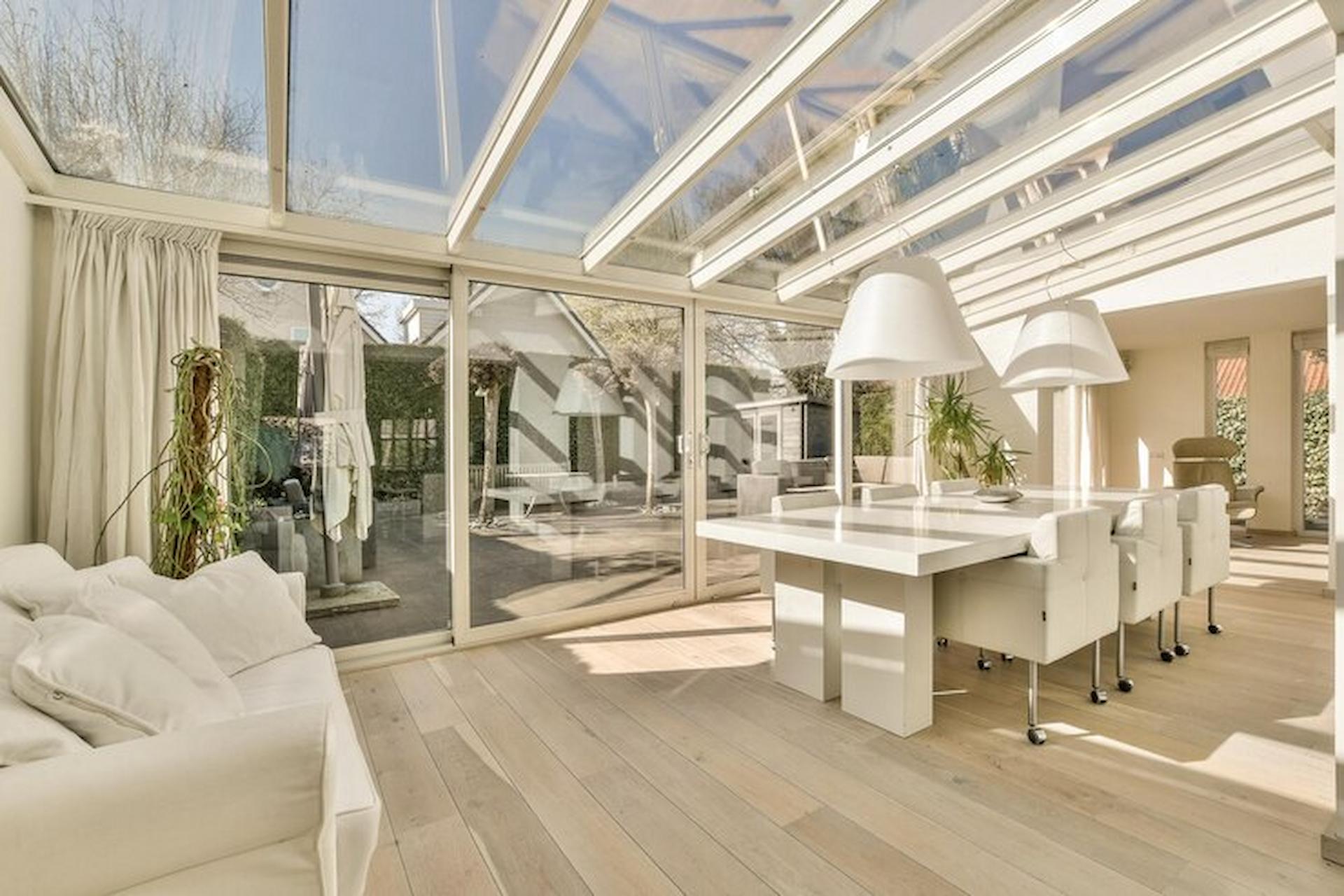 Glass Rooms vs. Conservatories: Which Option is Best for Your Space?